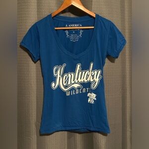 Kentucky Wildcats V-Neck Shirt